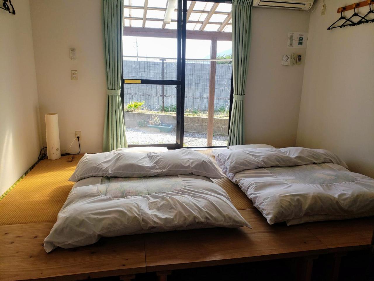 Yakushima Youth Hostel Экстерьер фото